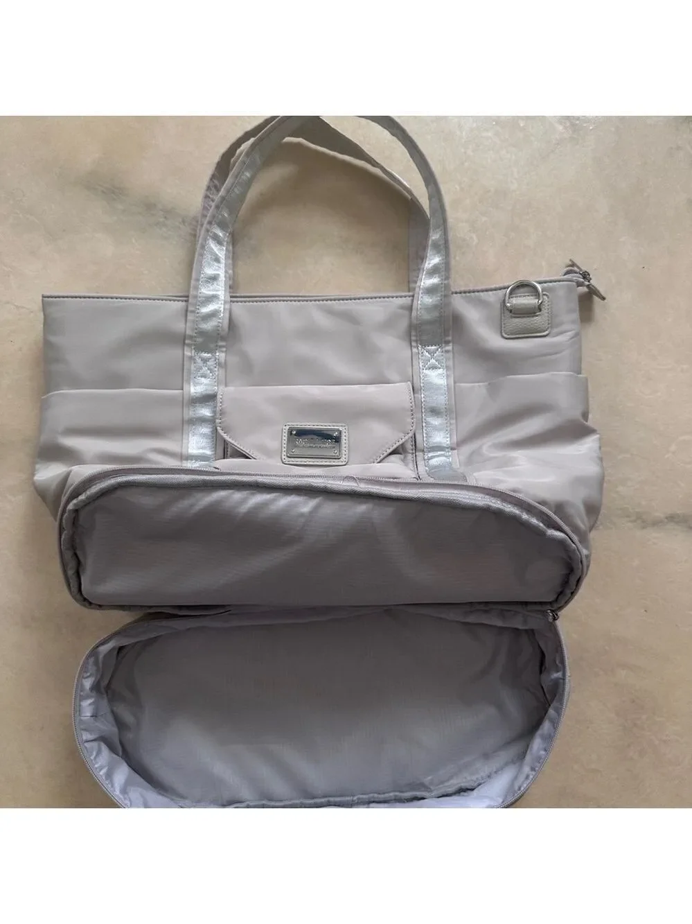 Rachel Zoe Travel Tote with Matching Accessory Bag in Excellent Condition